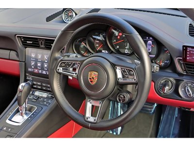 صورة مصغرة 27 لـ 2018 Porsche 911