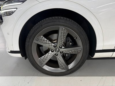 صورة 6 لـ 2021 Genesis GV70