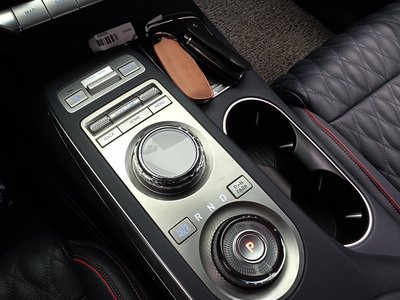 2022 Genesis GV70 — фото 9