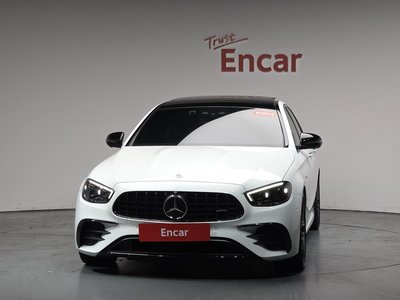 MERCEDES-BENZ E-CLASS - 3