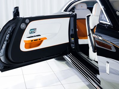 ROLLS-ROYCE SPECTRE - 10