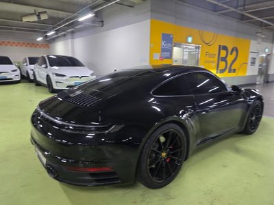 صورة 7 لـ 2022 Porsche 911
