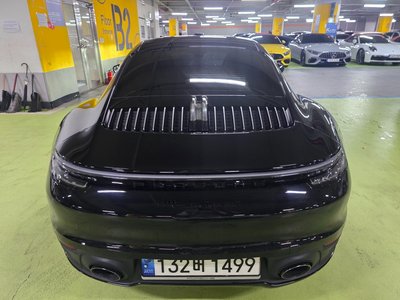صورة 6 لـ 2022 Porsche 911