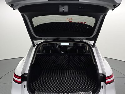 2022 Genesis GV70 — миниатюра 20