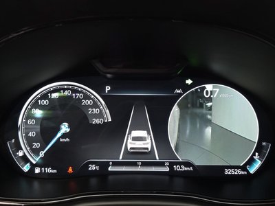 صورة 8 لـ 2022 Genesis GV70