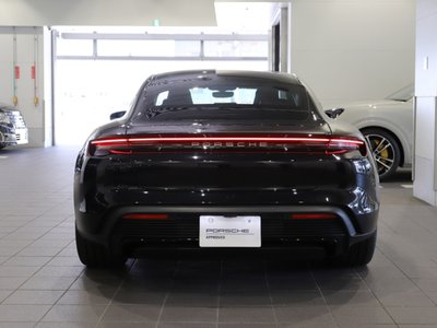 PORSCHE TAYCAN - 2