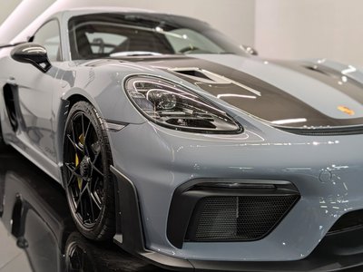 صورة 9 لـ 2025 Porsche 718