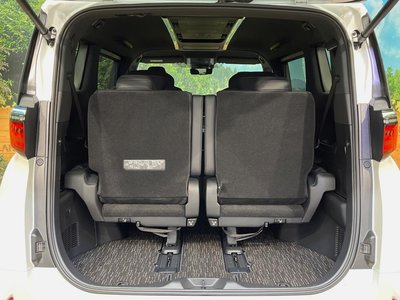 صورة مصغرة 30 لـ 2025 TOYOTA ALPHARD