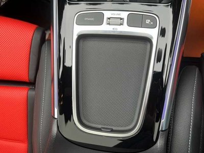 MERCEDES-BENZ GLA - 10