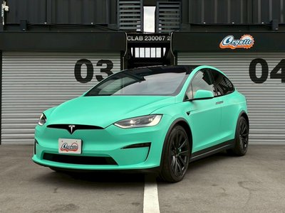 TESLA MODEL X - 1