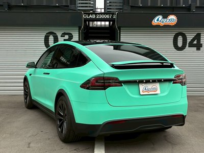 TESLA MODEL X - 4