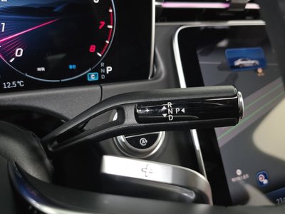 MERCEDES-BENZ E-CLASS - 9