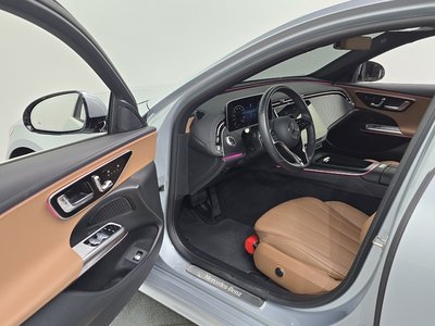 MERCEDES-BENZ E-CLASS - 10