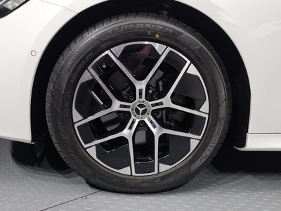 MERCEDES-BENZ E-CLASS - 6