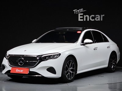 MERCEDES-BENZ E-CLASS - 1
