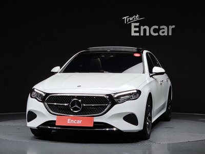 MERCEDES-BENZ E-CLASS - 2