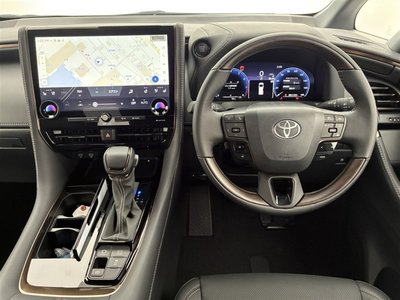 TOYOTA ALPHARD - 2