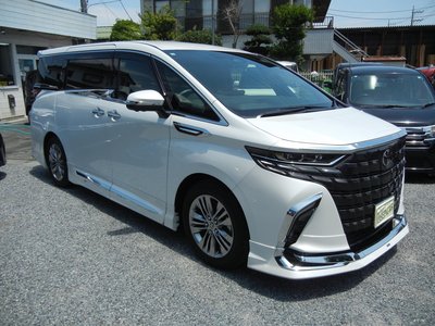 2023 Toyota ALPHARD — фото 3