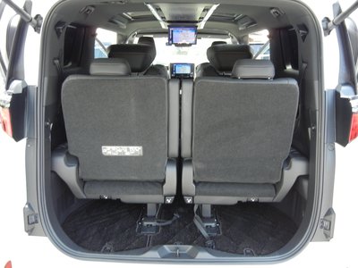صورة مصغرة 35 لـ 2023 Toyota ALPHARD