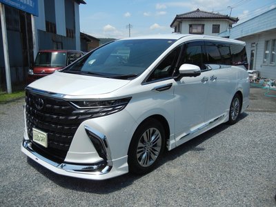 2023 Toyota ALPHARD — фото 1
