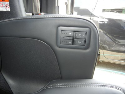 صورة مصغرة 32 لـ 2023 Toyota ALPHARD