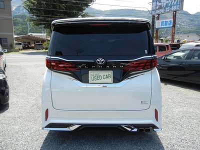 2023 Toyota ALPHARD — фото 5