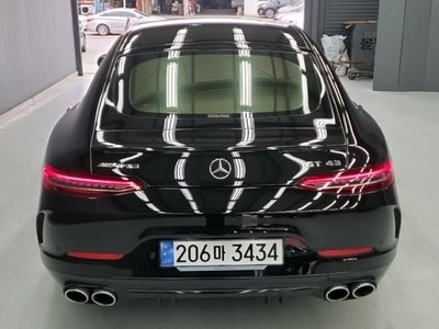 MERCEDES-BENZ GT AMG - 4