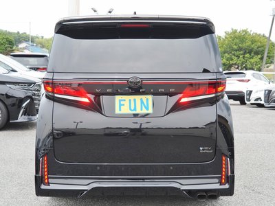 TOYOTA VELLFIRE - 7