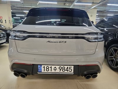 2022 Porsche MACAN — миниатюра 19