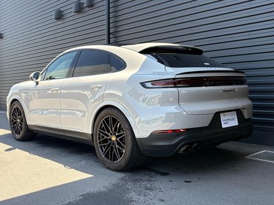 PORSCHE CAYENNE - 10