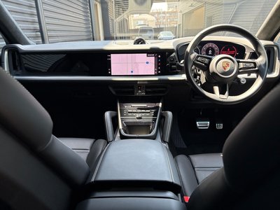 PORSCHE CAYENNE - 2