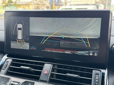 TOYOTA LAND CRUISER 300 - 7