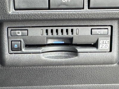 TOYOTA LAND CRUISER 300 - 8