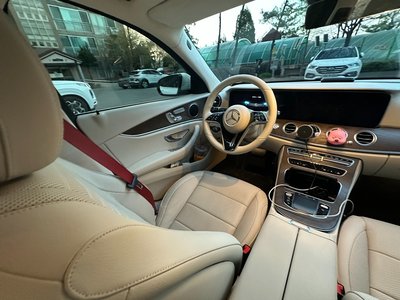 MERCEDES-BENZ E-CLASS - 8