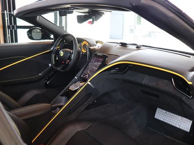 FERRARI ROMA SPIDER - 3