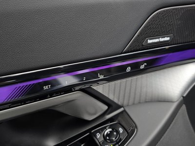 2025 BMW 5 SERIES 缩略图 29