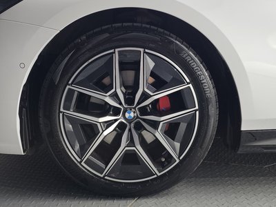 صورة 6 لـ 2025 BMW 5 SERIES