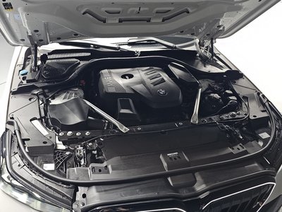 صورة 7 لـ 2025 BMW 5 SERIES