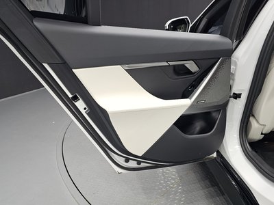2025 BMW 5 SERIES 缩略图 15