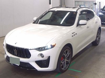 MASERATI LEVANTE - 4