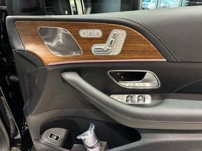 2025 Mercedes-BENZ GLE — миниатюра 20