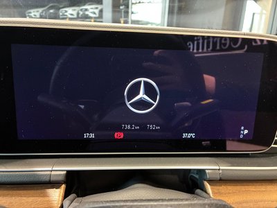 2025 Mercedes-BENZ GLE — миниатюра 13