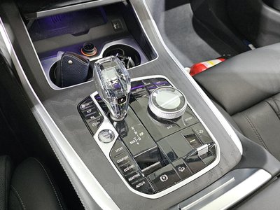 2022 BMW X7 — фото 9