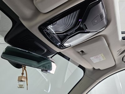 2022 BMW X7 thumbnail 14