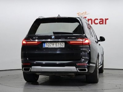 2022 BMW X7 — фото 4