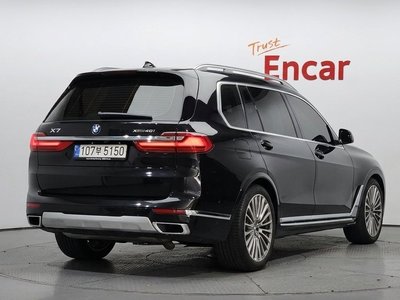 2022 BMW X7 — фото 3