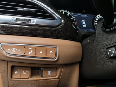 2019 Genesis G90 — миниатюра 13