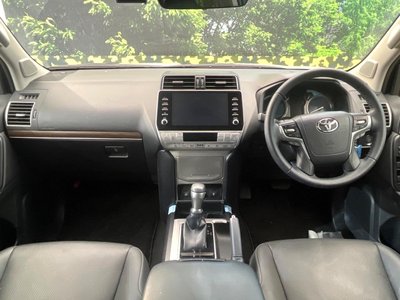 TOYOTA LAND CRUISER PRADO - 2