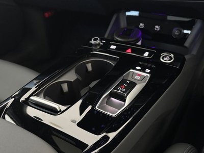2025 AUDI A6 SPORTBACK E-TRON 缩略图 47
