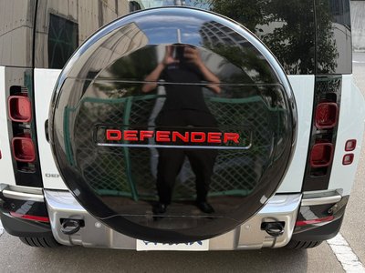 LAND ROVER DEFENDER 110 S D300 - 5